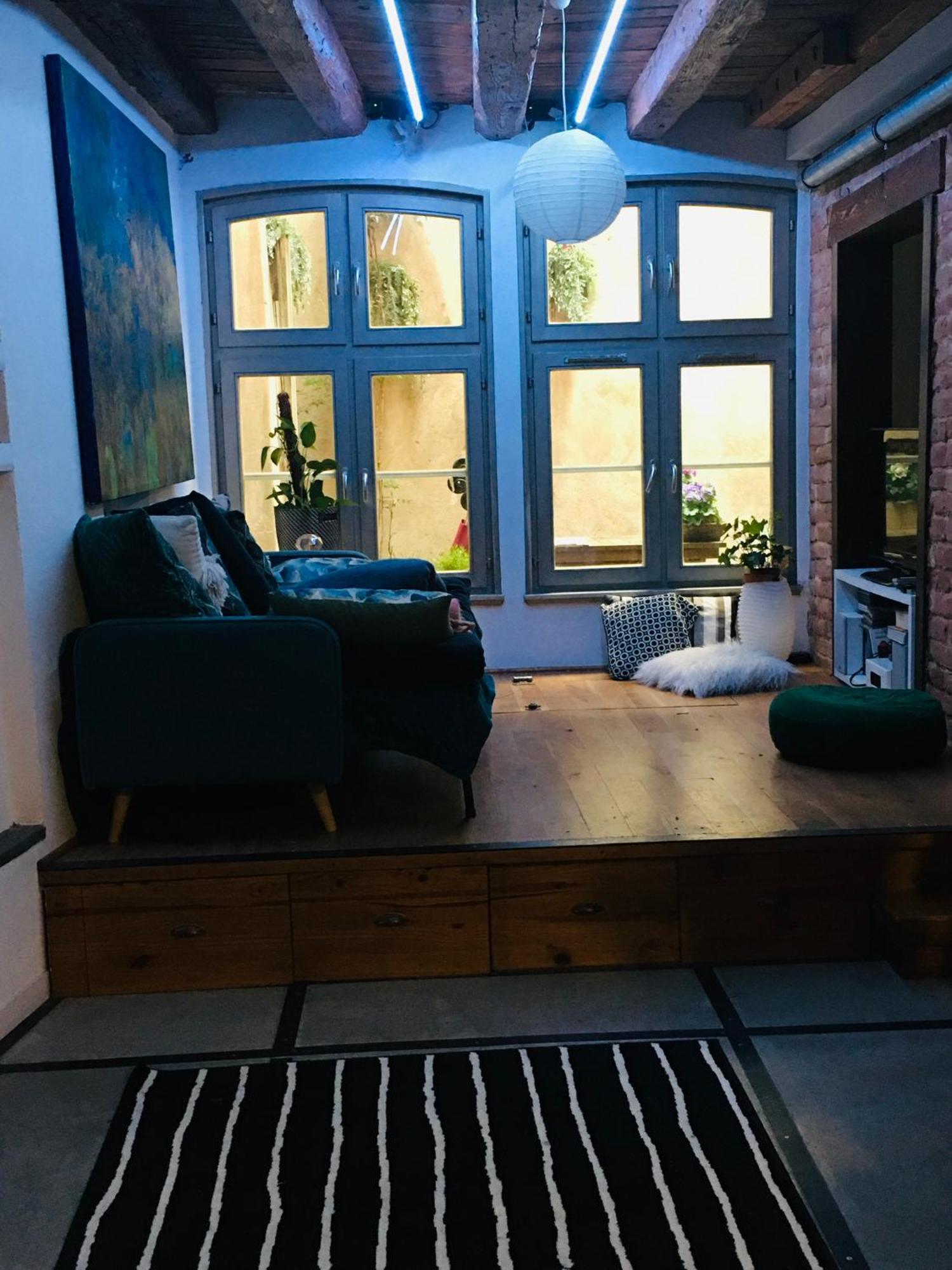Appartement Triplex Avec Terrasse, Aux Pieds De La Cathedrale, 5 Personnes Straatsburg